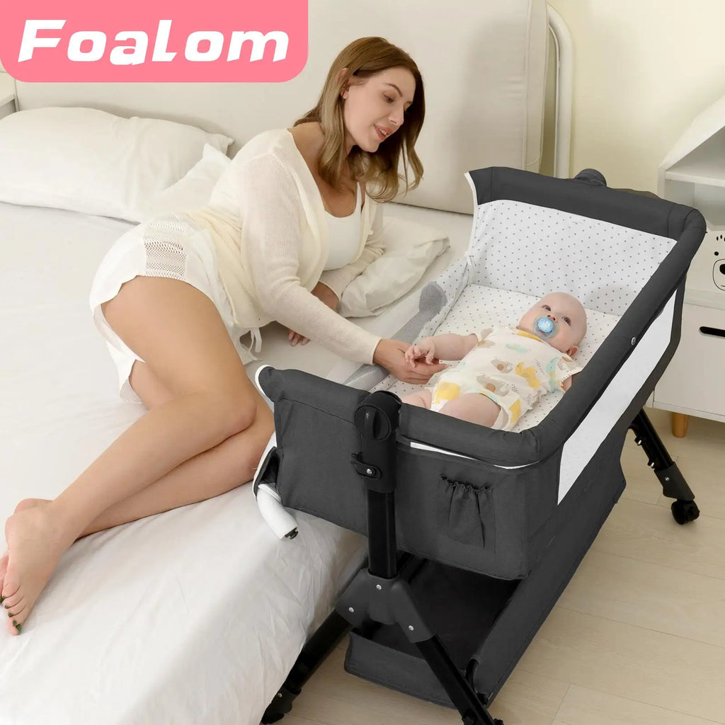 3 in 1 Baby Bassinet Bedside Sleeper - material close-up