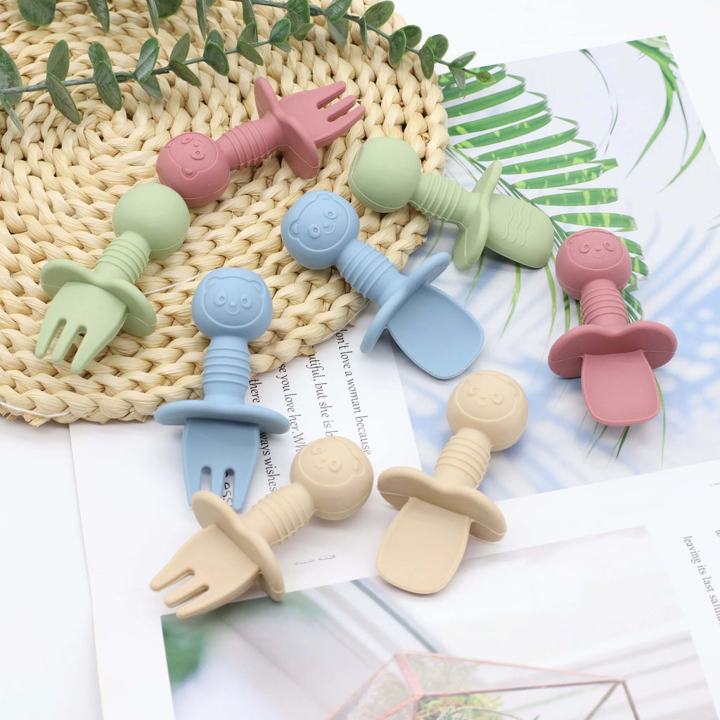 New Little Bear Pattern Baby Food Spoon Fork Short - packaging view