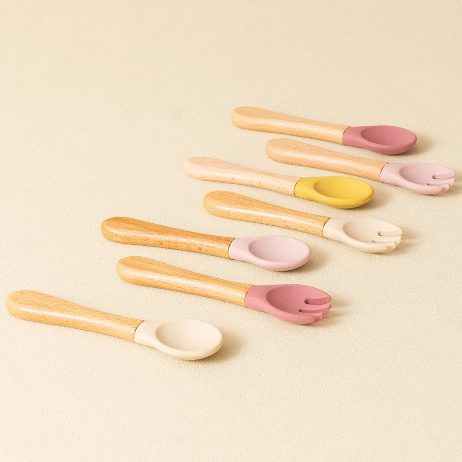 2PCS Baby Learning Spoons Utensils Set Food Grade - feature close-up