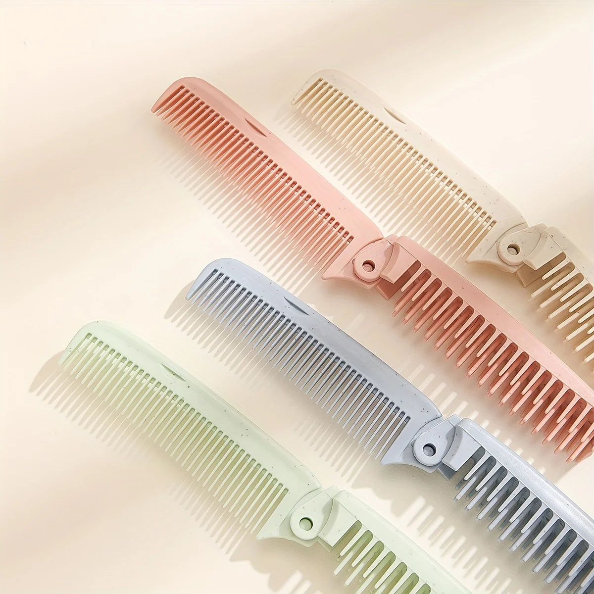 4 portable folding combs