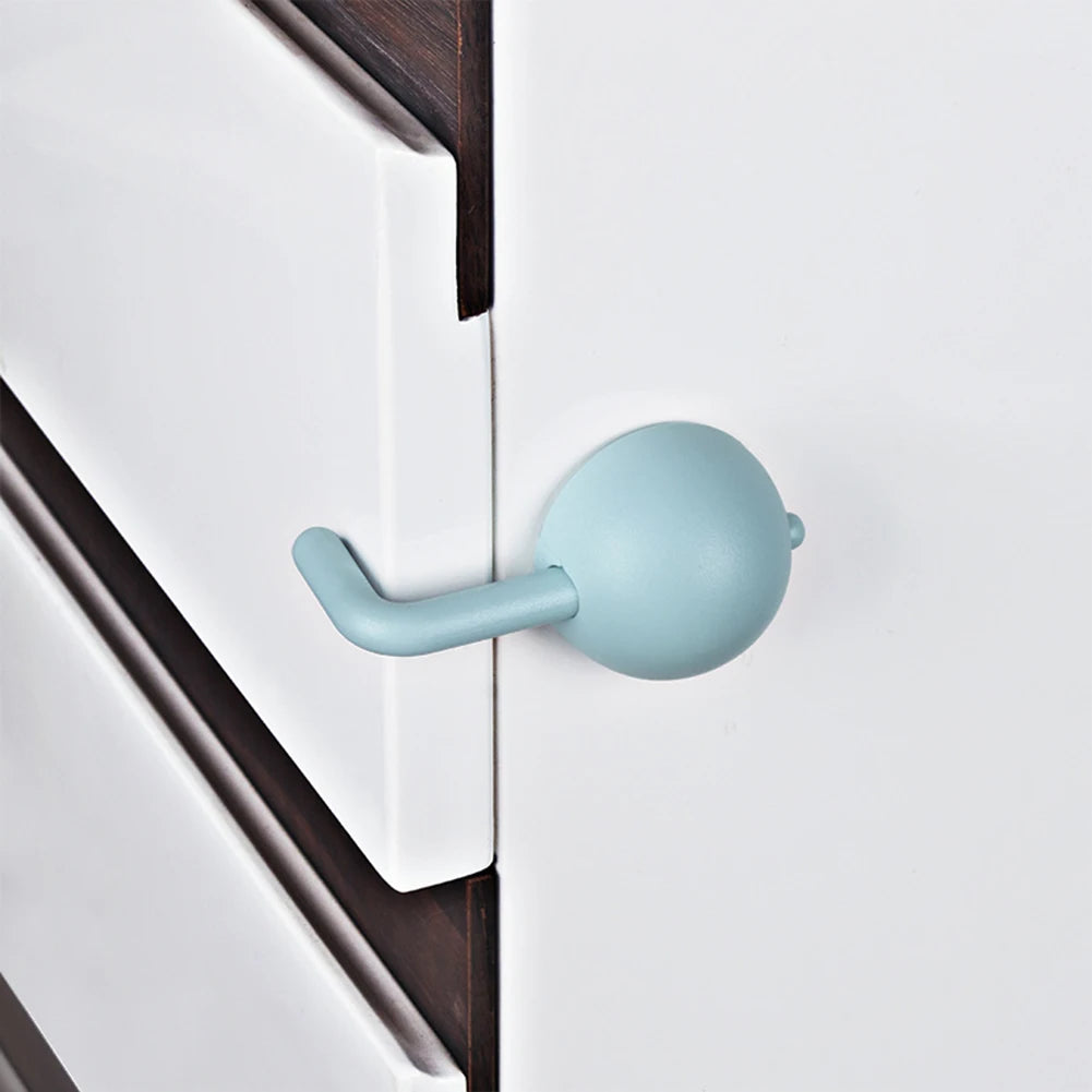 Multi-Purpose Child Protection Safety Lock Anti-pinch - lifestyle in-use
