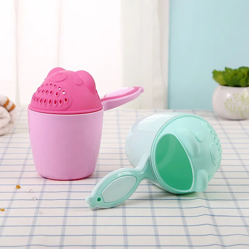 1PC Baby Cartoon Bear Bathing Cup Newborn Kid Shower - top-down view