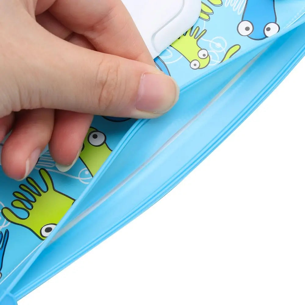 Snap-Strap Carrying Case Flip Cover Cosmetic Pouch Wet - lifestyle in-use