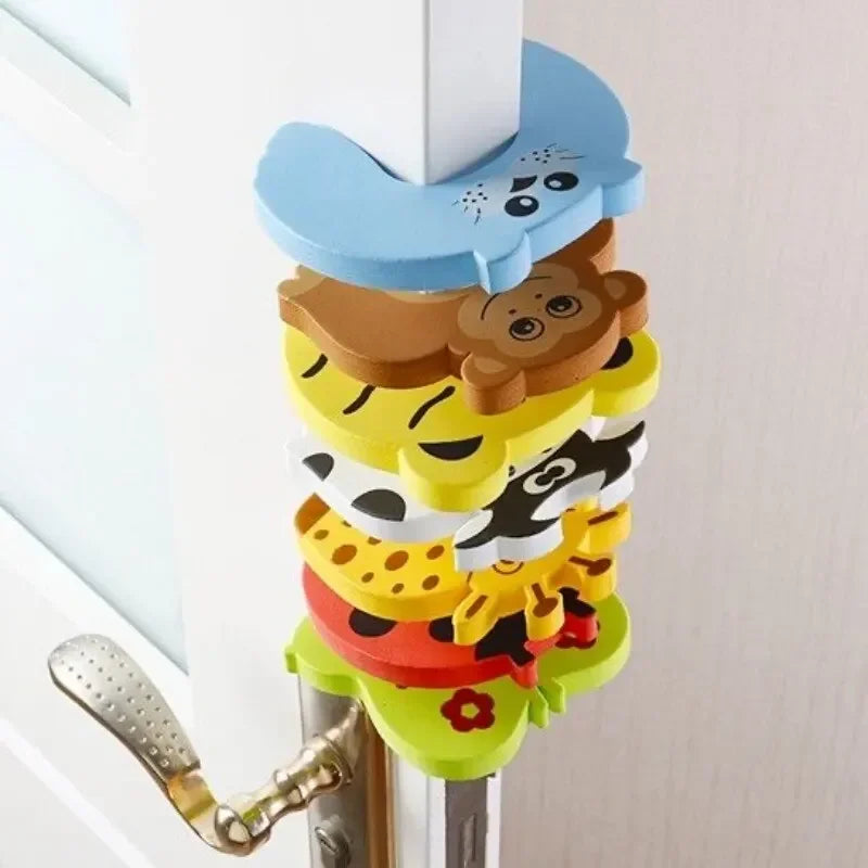 1 2 5 7PCS Child Safety Cartoon Pattern Protection Lock - size reference
