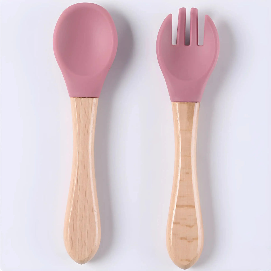 Baby spoon baby silicone soft spoon feeding water small - material close-up
