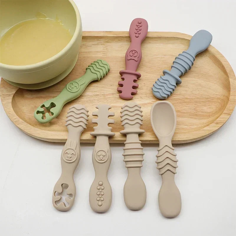 4pcs silicone baby food spoon - feature close-up
